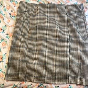Short skirt
